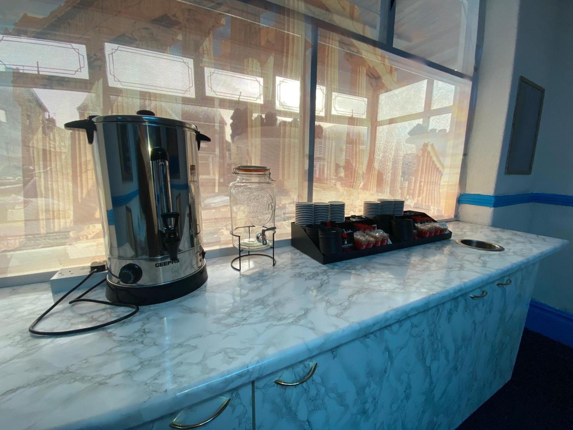 The New Athena Hotel بلاكبول المظهر الخارجي الصورة